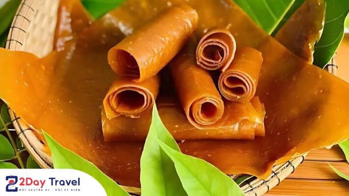 Bánh tráng xoài món bánh tráng độc đáo