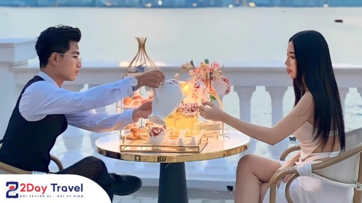 Trải nghiệm không gian sang trọng và bình yên tại Tiệm trà chiều Mama Moon