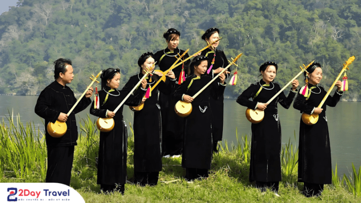 Dân tộc thiểu số ở Đông Bắc Việt Nam