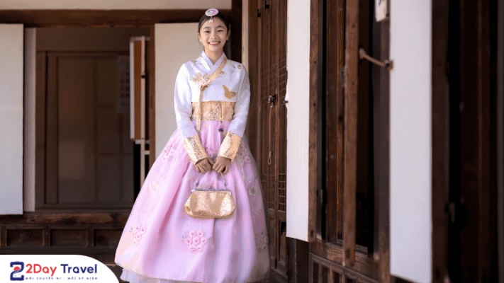 Phong tục mặc Hanbok