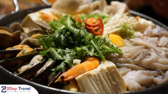 Thưởng thức ẩm thực độc đáo của thành phố biển