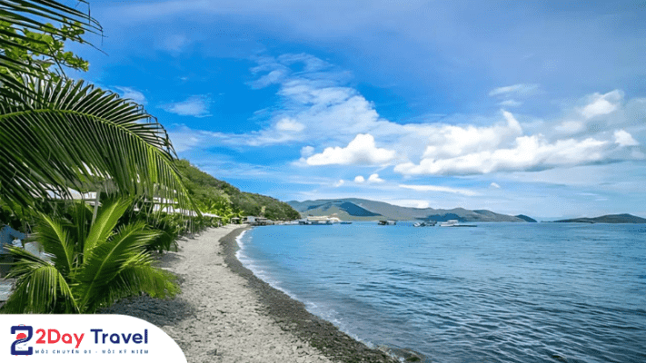 Tour-3-dao-vip-Nha-Trang-Bai-Tranh