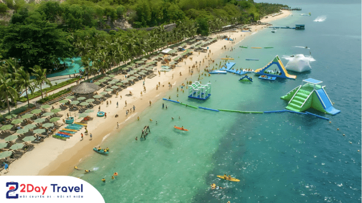 Tour-3-dao-vip-Nha-Trang-Bai-Tranh