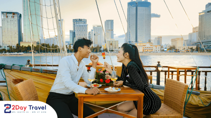 Du thuyền 5 sao tại Nha Trang là lựa chọn hoàn hảo cho những du khách yêu thích sự xa hoa và sang trọng.
