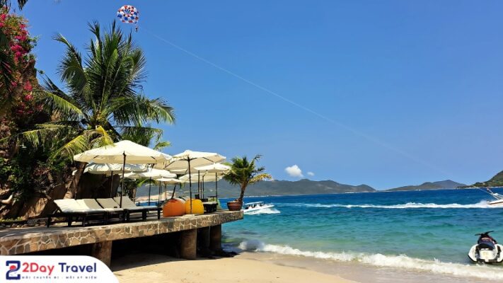 Mini Beach mùa xuân tại Nha Trang