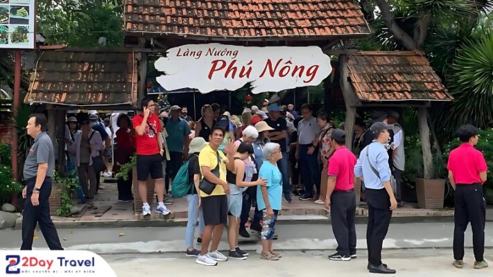 Làng nướng Phú Nông