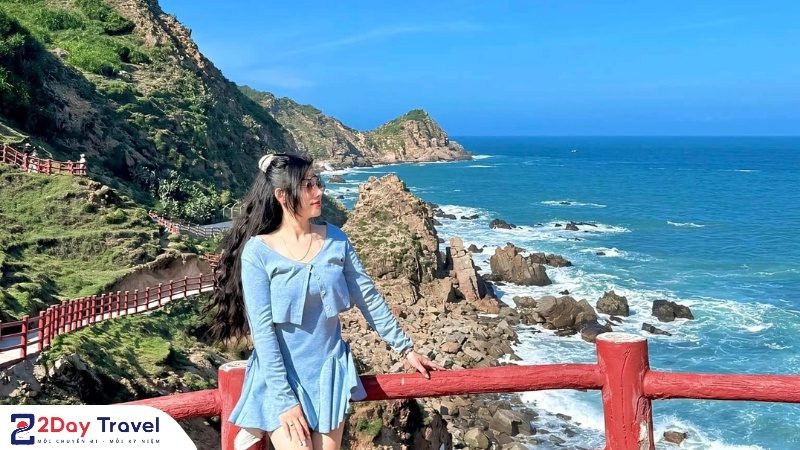 Kinh nghiệm du lịch Quy Nhơn tự túc vào mùa gió biển đẹp nhất trong năm