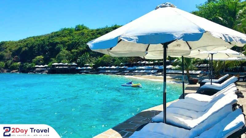 Mini Beach Nha Trang – không gian biển riêng tư, dịch vụ chuẩn 5 sao giữa thiên nhiên xanh mát.