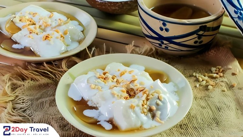 Tàu hủ nóng chan nước cốt dừa béo ngậy