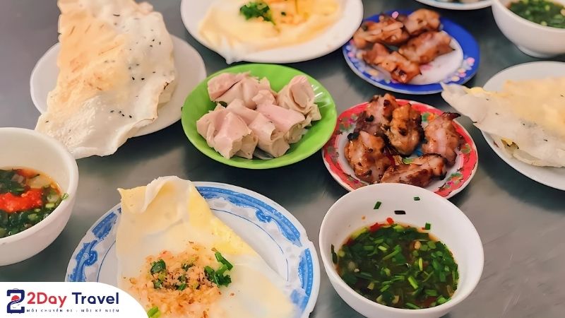 Ăn Lại 7 Món Ăn Tuổi Thơ Tại Nha Trang Ngon Khóc Thét!