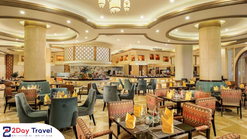 Ẩm thực đa dạng từ Âu-Á