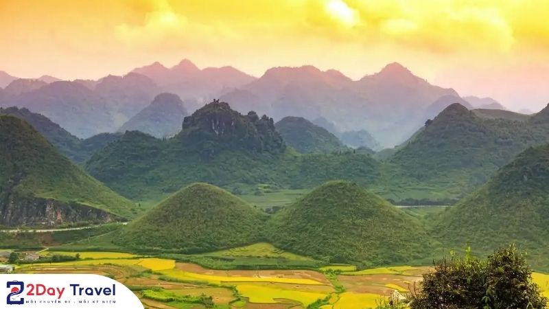 Cảnh đẹp ven đường đến Cây Cô Đơn Hà Giang