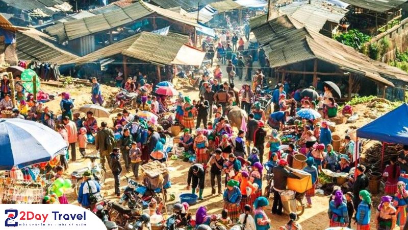 Chợ phiên Đồng Văn – Giao điểm của bản sắc