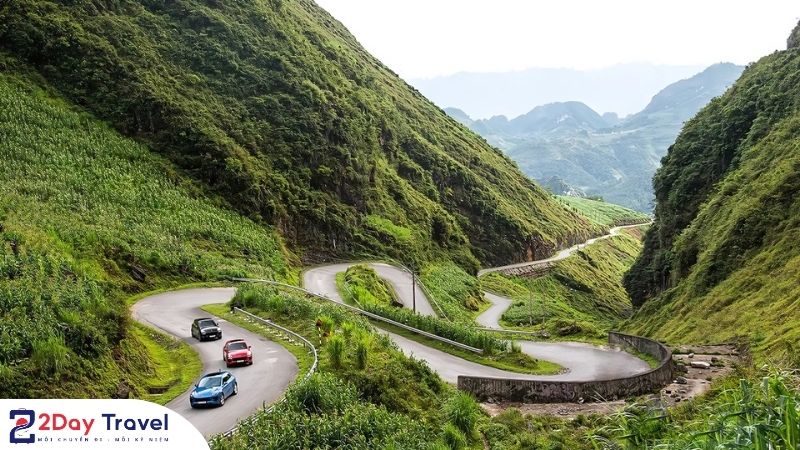Đèo Mã Pì Lèng: đỉnh đèo hiểm trở khiến dân phượt mê mệt ở Thành phố Hà Giang