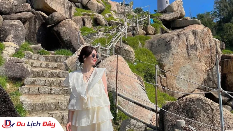 Thư thái khám phá cung đường đá độc đáo trong Tour Nha Trang - Phú Yên 2N1Đ